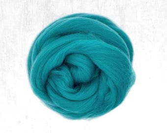 Merino roving 18 micron Superfine Merino wool roving 18.5 mic Felting wool top Super soft spinning fiber Cerulean Mint Blue turquoise