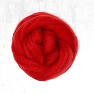 Superfine Merino wool top 18 micron Merino wool roving for felting Soft roving wool for spinning Fine Spinning fiber Scarlet Bright red