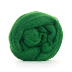 Merino wool roving Felting wool Spinning fiber Forest green