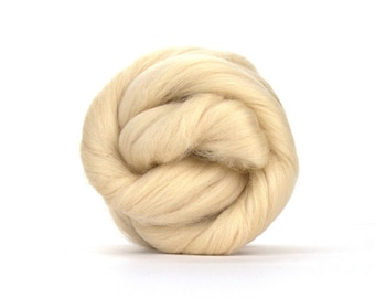 Merino wool roving for felting Spinning fiber Needle felting wool Combed Merino top Sandstone skin Beige wool