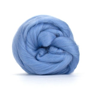 Merino wool roving Felting wool Spinning fiber Felting supplies Baby light blue combed top