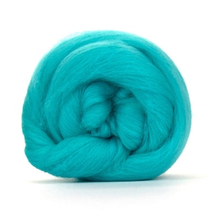 Merino wool roving (top) for wet, needle felting, spinning, weaving Mint blue Spearmint Turquoise felting wool Spinning fiber