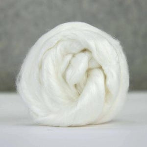 Viscose top 0.5 oz - 1 oz White viscose roving for needle felting, wet felting, spinning Rayon fibre Silk imitation Decorative fibers