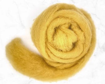 Carded Corriedale wool 0.5 oz, 1 oz Needle felting wool roving Soft spinning fiber Weaving fibers Yellow Ginger
