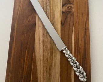 Bundle: Two Handle Challah Board with Challah Knife
