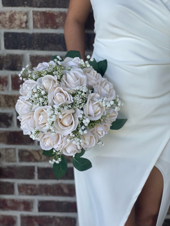 Ramo de novia con flores de marfil ramos de novia ramos economicos ramos de dama de honor flores de apariencia real ramos de marfil ramos de rosas Etsy Mexico