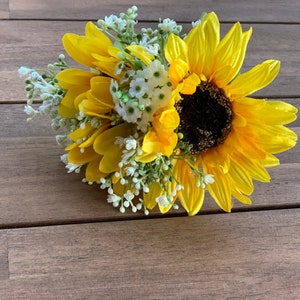 Sunflowers and babys breath bouquet Flower girl bouquet Sunflowers wedding Sunflowers bouquet Flower girls image 8