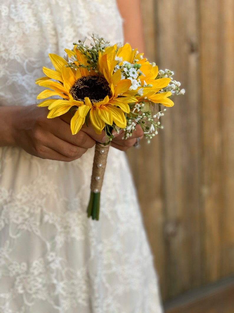 Sunflowers and babys breath bouquet Flower girl bouquet Sunflowers wedding Sunflowers bouquet Flower girls image 5