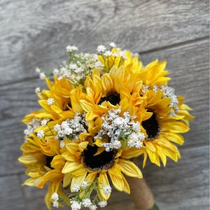 Sunflowers and baby's breath bouquet Twine handle and pearls Fall Wedding Spring Wedding Summer Wedding Rustic bride Country wedding image 6