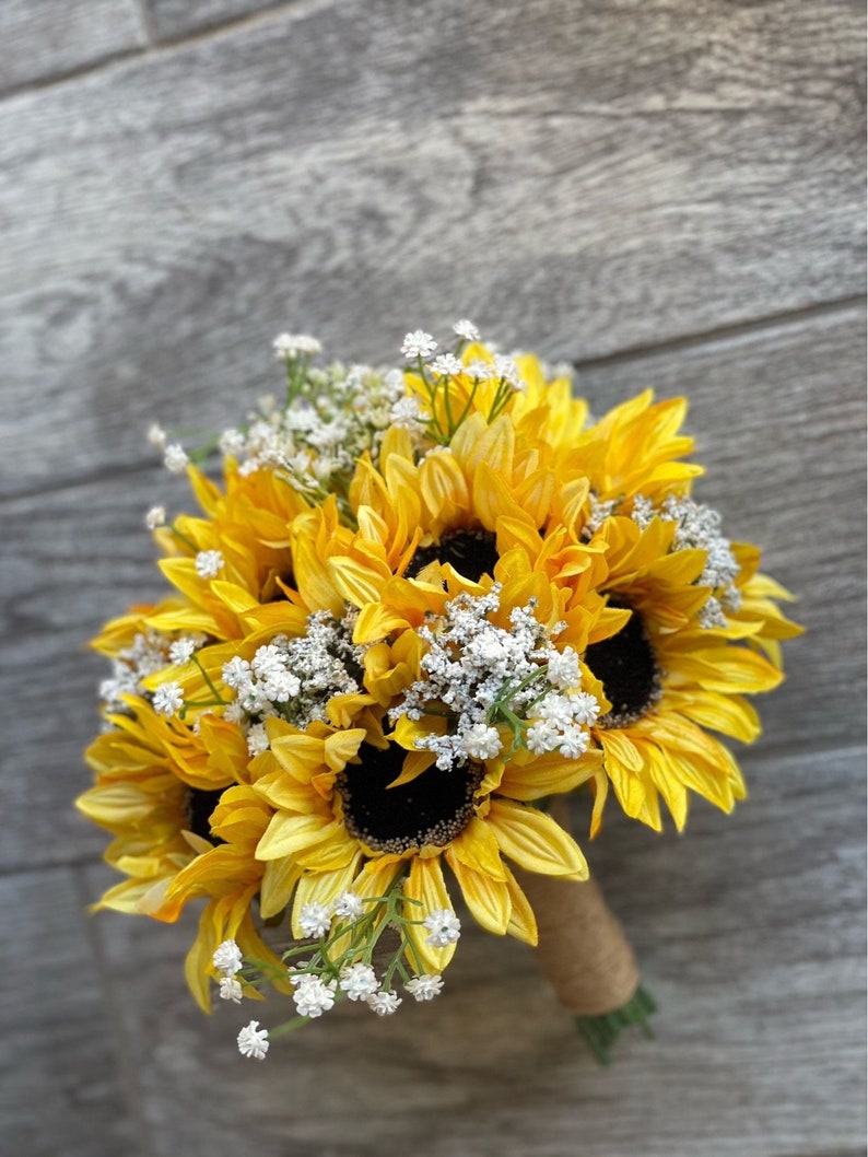 Sunflowers and baby's breath bouquet Twine handle and pearls Fall Wedding Spring Wedding Summer Wedding Rustic bride Country wedding image 6