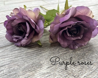 Purple roses for wedding cake Purple Wedding Roses