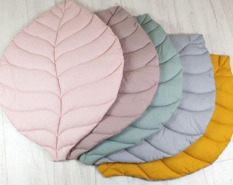 Leaf play mat - baby play rug - baby room mat - baby picture mat - baby floor nursery - cotton leaf mat - cotton leaf rug