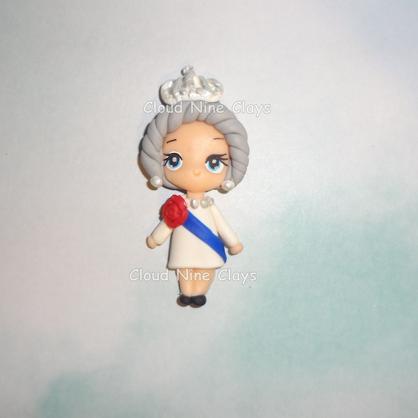 Queen Elizabeth woman England clay doll flat back bow center jewelry magnets needle minder lanyards frames key chains crafts badge reels