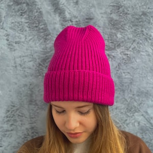 Neon Pink Merino Wool Knit Beanie: Women&#39;s Winter Hat