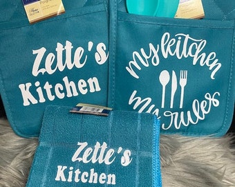 Custom Pot Holder & Towel Set