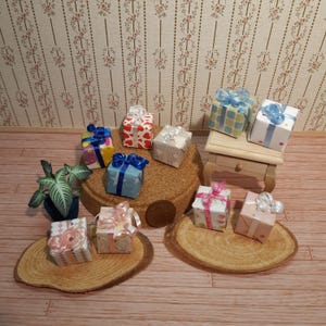 1:12 SCALE Miniature Dollhouse Birthday Gifts