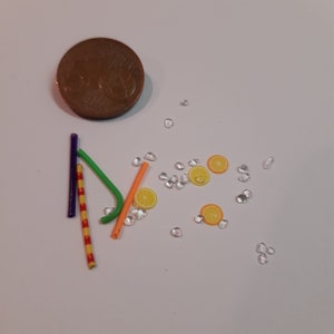 1:12 SCALE dollhouse miniature cocktail set