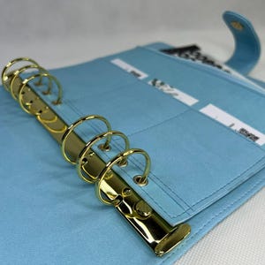 Bolso para planejador A5 Inserção de couro sintético azul claro Organizador de documentos Porta-cartões, armazenamento estiloso Acessório recarregável Feito à mão