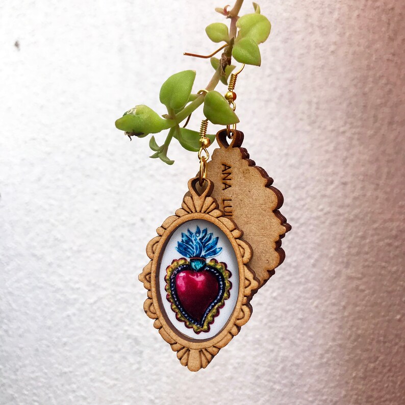 heart earrings Aretes Sagrado Coraz\u00f3n aretes de coraz\u00f3n handmade earrings aretes artesanales Sagrado corazon earrings aretes mexicanos
