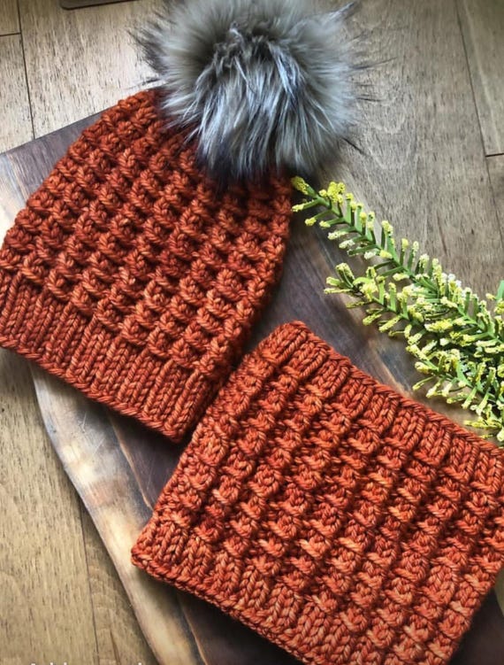 Ruche Beanie and Cowl Knitting Pattern | Bulky and Super Bulky Yarn | Easy Hand-knit (PDF Pattern)