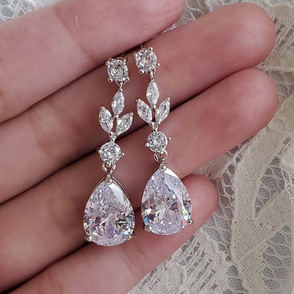 Bridal Drop Earrings Crystal Pear Teardrop Dangle Earrings Wedding Jewelry Set CZ Earrings Diamond Leaf Vine Earring Bracelet Set