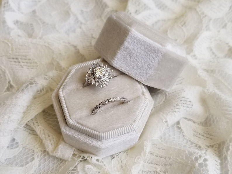 Engagement Ring /& Wedding Set Elegant Keepsake Box Square Octagon 4 Colors DOUBLE Bridal Photo Props Velvet Ring Box Ring Bearer