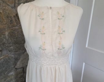Vintage Pale Pink Nightgown/Dress-Size L-EXCELLENT CONDITION