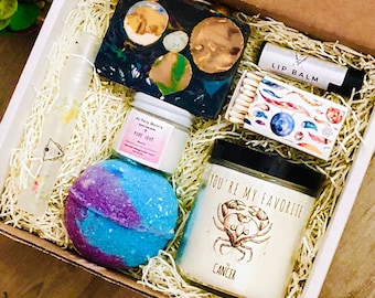 Cancer Zodiac Gift Box | Organic Body Care, Soy Candle & Bath Bomb