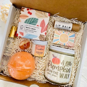 A Little Pumpkin is on the way Gift set for New Mothers | Baby Shower Gift for Her