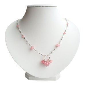 Collar de rodocrosita rosa en plata de ley: joyería con piedras preciosas y cuentas