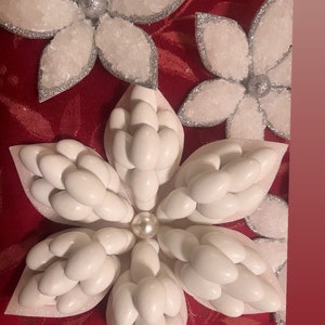 Sofreh Aghd jordan almond flower