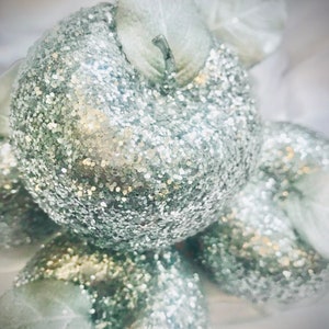 sofreh aghd  all sliver glitter apples with silver leaf , set of 5