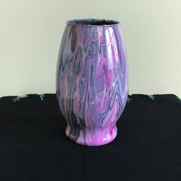 Acrylic Flow Vase with Epoxy Resin-Glass and Resin Vase