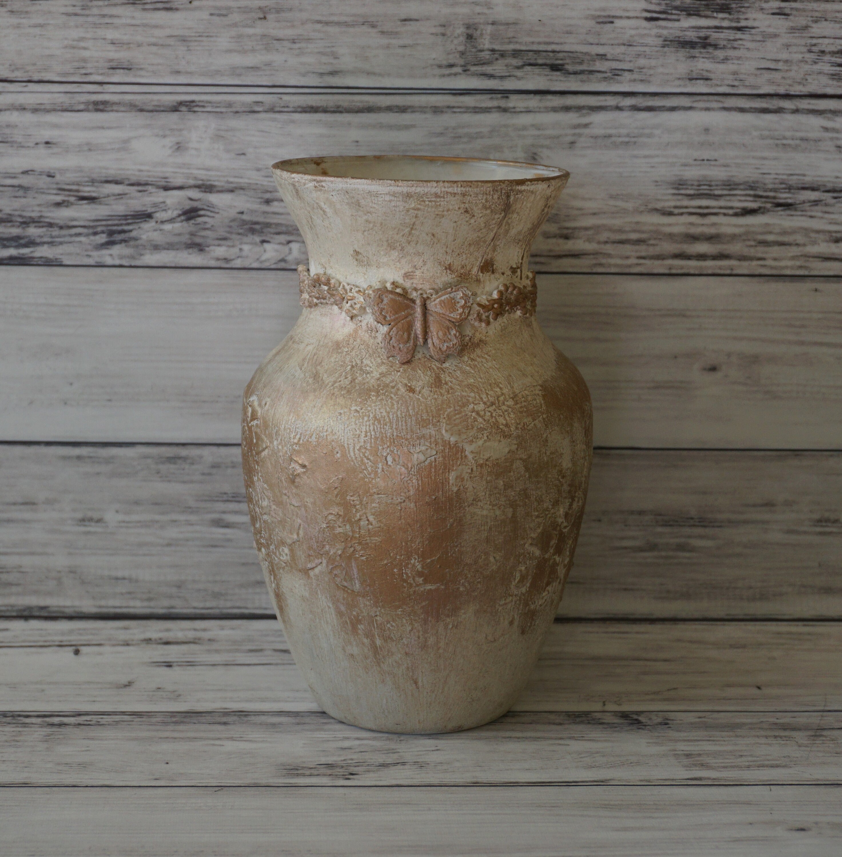 White and Gold Textured Vasesimple Elegant Design Etsy