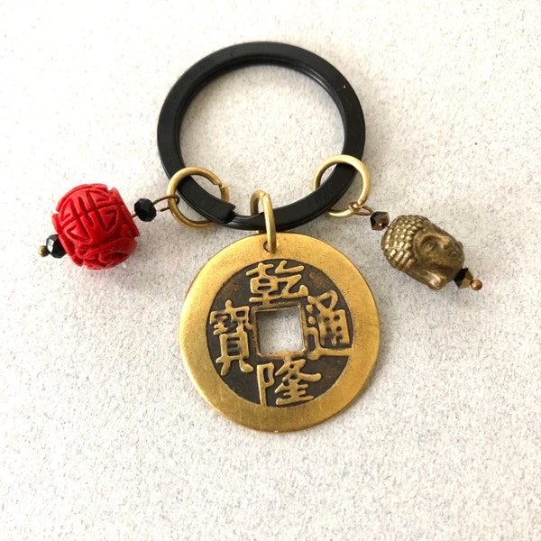 BUDDHA Schlüsselanhänger - CHINA Münze - UNISEX Geschenk - Buddha Schlüsselring - Roter Zinnober - Meditation - Yoga Geschenk - China Vibe Geschenk - Asien Geschenk KR29