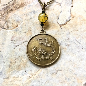 DRAGON&#39;S VEIN AGATE - Year of the Dragon - 龙/龍 Pendant - Chinese Zodiac - Dragon Pendant - Asian Fashion - Good Luck - Boho Zodiac -Z 18