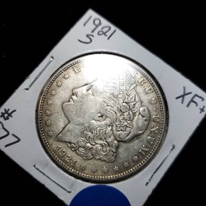 1921 S Silver Morgan Dollar XF+ Regular 45  Lot#977
