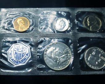 1957  Silver Proof Mint Set in Original Sealed  Holder   - No Original  envelope - will include replacement env - lot # 122   Regular 69