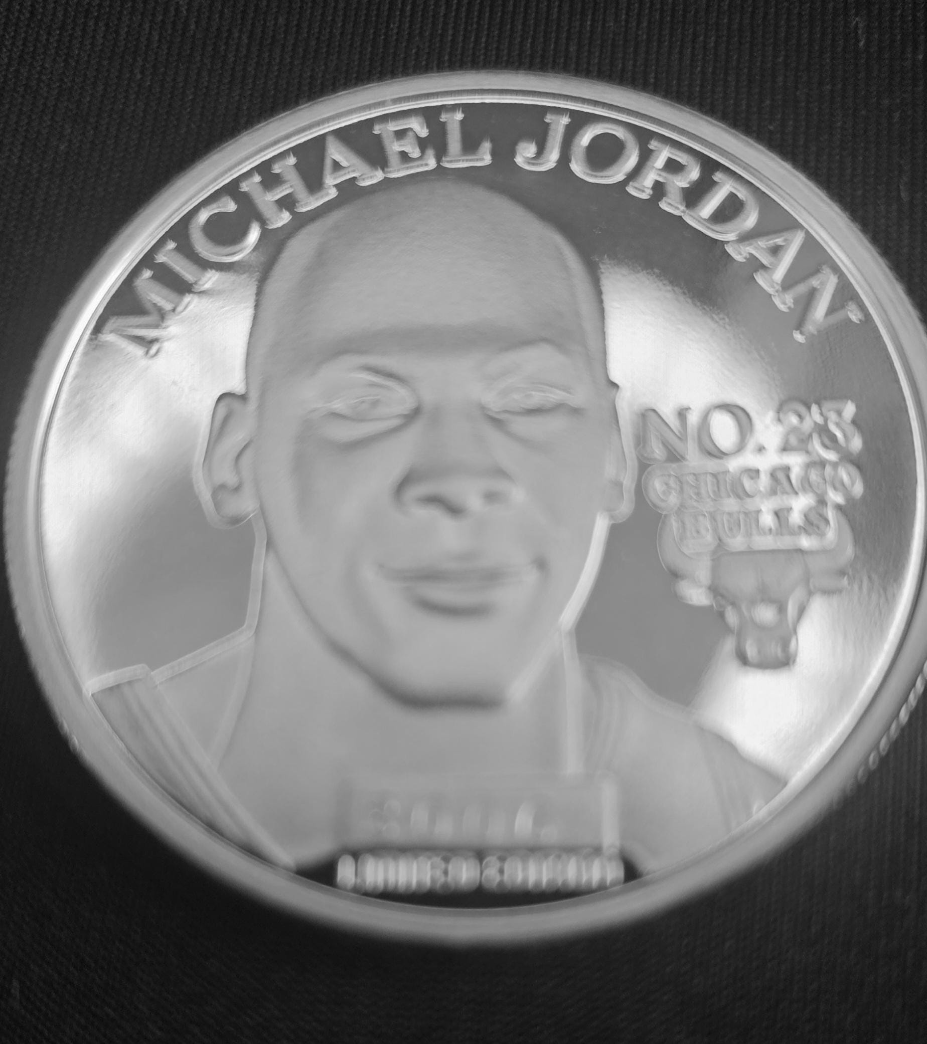 1996 Upper Deck Auth Michael Jordan MVP 1 Troy OZ Silver coin #3006/5000 Bulls - Includes premium capsule  Regular 110