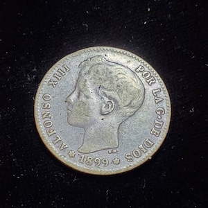 1899 Una Peseta Spain Silver Coin - XF/AU  - lot # 379
