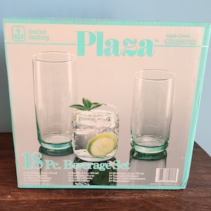 Vintage Plaza Apple Green Glasses Set of 18 New in box by Anchor Hocking