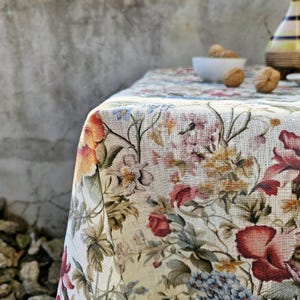 Linen tablecloth  - elegant linen tablecloth - custom size - Round, elegant table linen FLOWER field print pattern, lily provence style