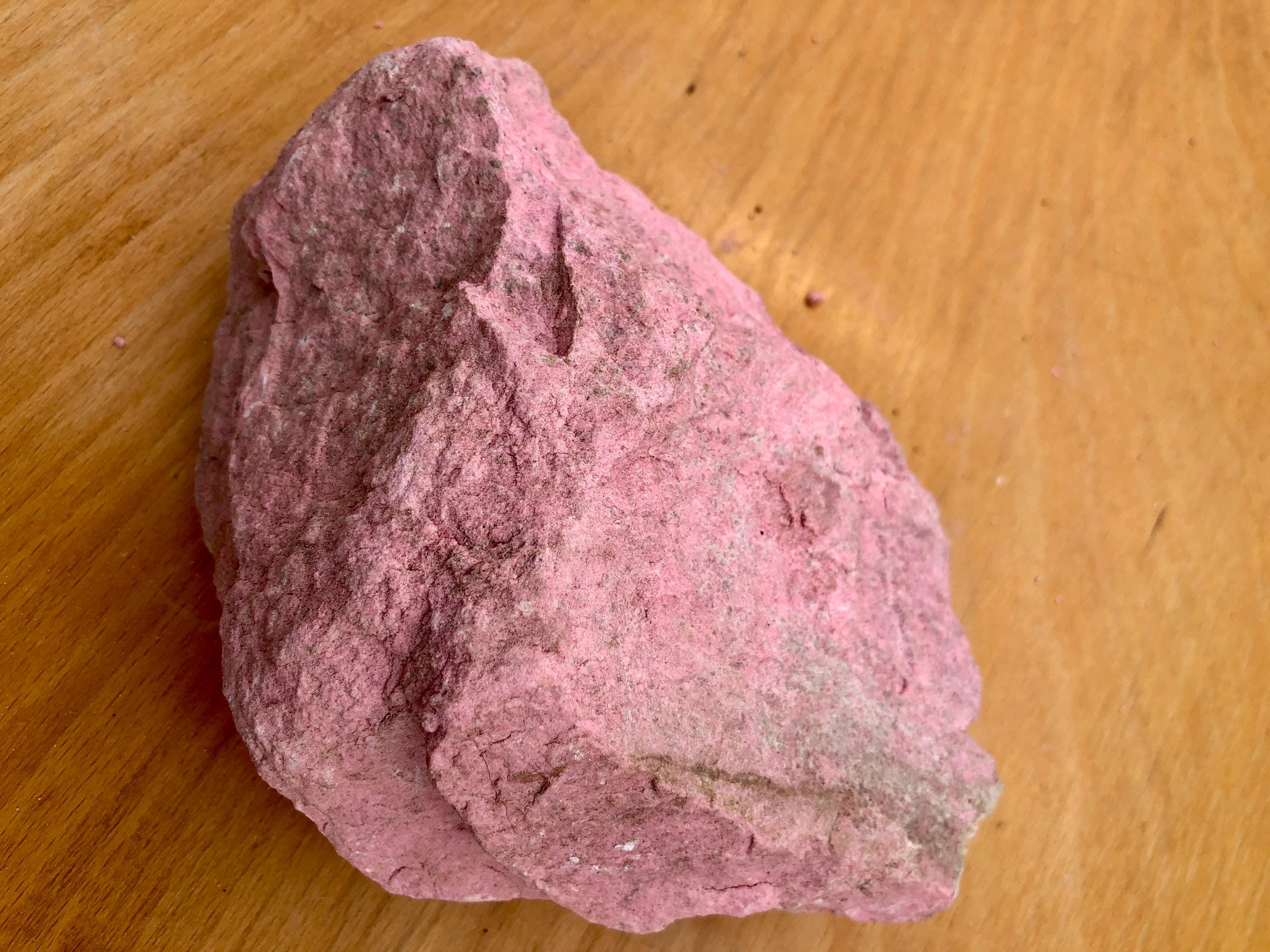 Thulite, Pink 2.44 Kg (23.77 Euro/kg), Rarity From Norway, Thulite