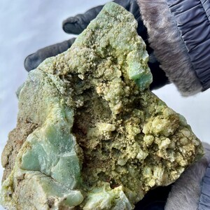 Chrysopras 2.700 g (0,03 Euro/g), 1 Stück, apfelgrüner Naturstein aus Indonesien, Kostbarkeit, Kristall für Sammlung und Herzöffnung