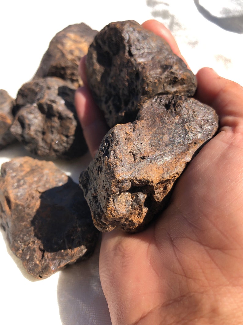 Tsesit, 0.9 kg (17.72 Euro/kg), desert varnish from Namibia, desert stone image 2