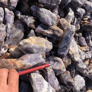 Amethyst, purple, 0.9 kg from Zambia