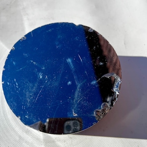 Single crystal silicon 4.090 g (0.02 Euro/g), cylinder, polished unique piece from Freiberg, grey metallic, crystal for high-tech collection and office