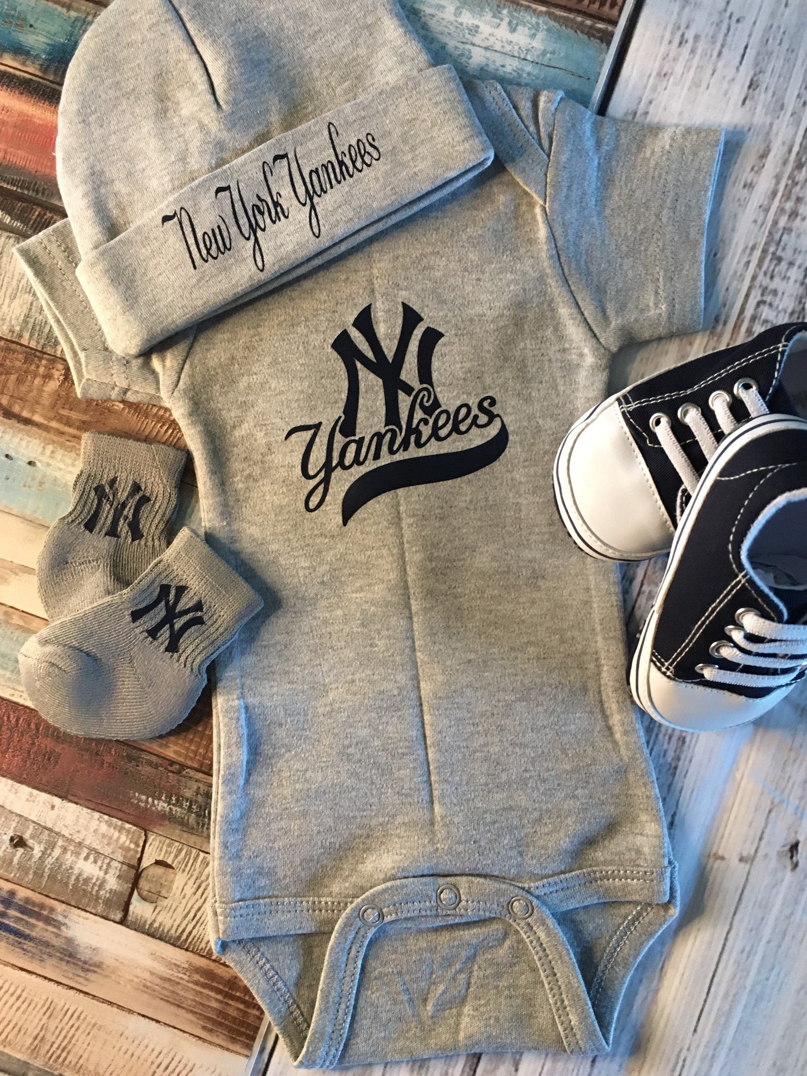 New York Yankees 3pcs. Onesie Set New York Yankees Onesie Etsy