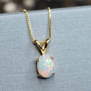 Collana con pendente in opale etiope e vermeil d'oro 18 carati