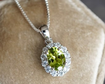 Natural Peridot 8x6mm Oval 925 Sterling Silver Halo Pendant Necklace Gift Boxed